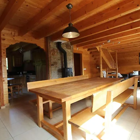Typique 10 Pers, Arâches